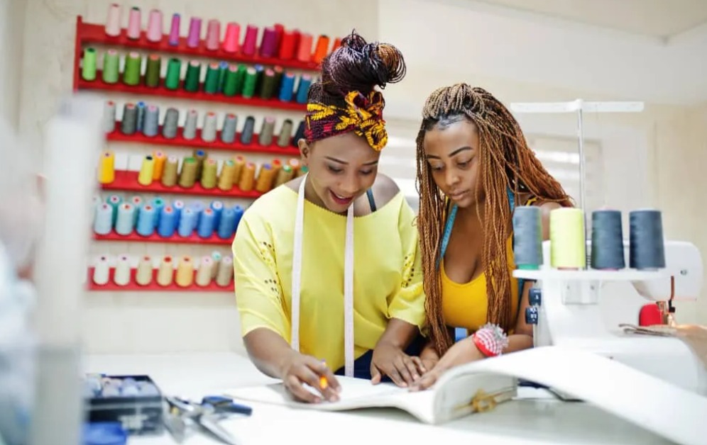 5 FACTORS BUSINESS OWNERS MUST CONSIDER TO AVOID BUSINESS FAILURE